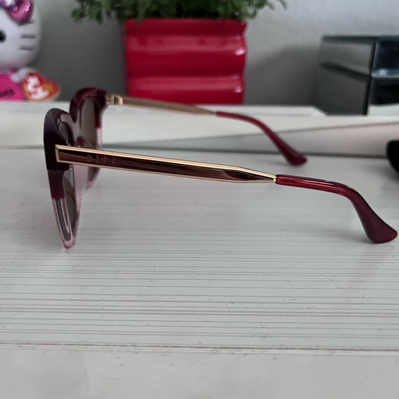 Diff Eyewear Plum Sunglasses